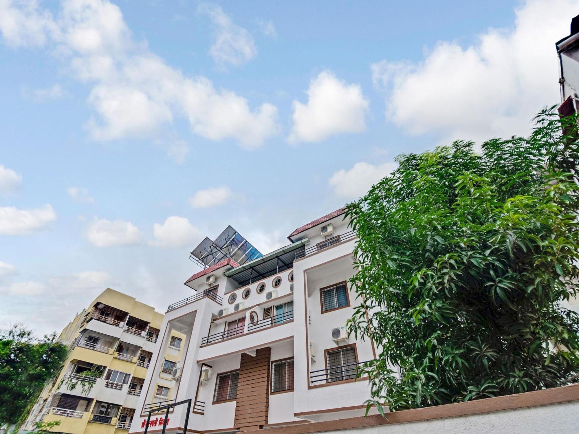 Super Hotel O Saraswati Niwas Vadgaon Budruk Pune Ngoại thất bức ảnh